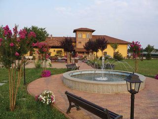 ' .  addslashes(Tenuta Canta) . '