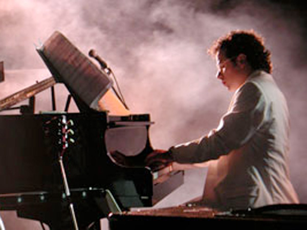 Paolo buzzi - pianista - live music & piano bar