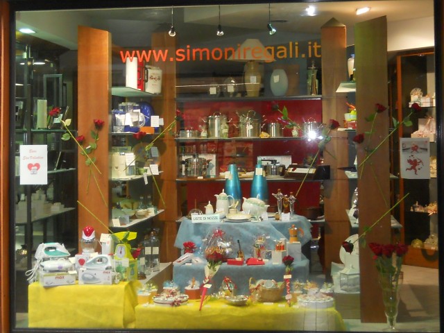 Simoni Regali