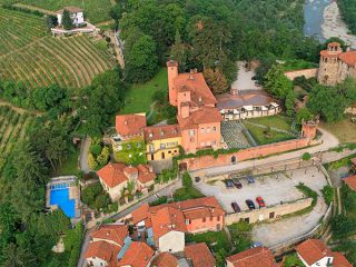 ' .  addslashes(Castello Rosso) . '