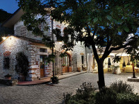 ' .  addslashes(Poggiotondo Agriturismo) . '