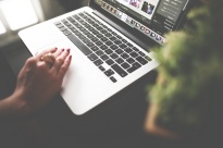 ' .  addslashes(JChic Social Media Concierge) . '