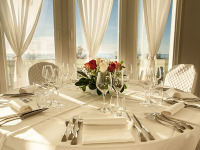 ' .  addslashes(Hotel Universal) . '