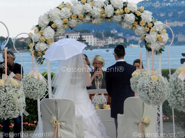 Celebrante Matrimonio Simbolico - Essenza Eventi®