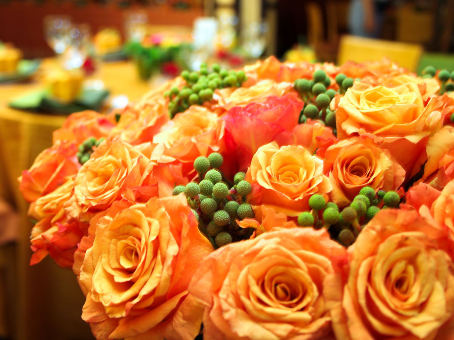 Segnaposto e centrotavola: un matrimonio all’insegna del colore