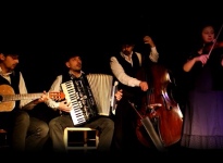 ' .  addslashes(Etnìa) . '