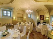 ' .  addslashes(Il Campanile) . '