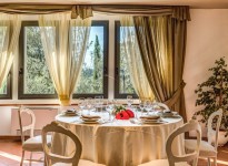 ' .  addslashes(Hotel Villa Cesi) . '