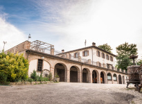 ' .  addslashes(Agriturismo Montegualdone) . '