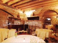 ' .  addslashes(Villa Viola) . '
