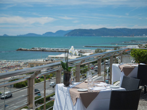 Hotel Excelsior