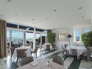 ' .  addslashes(Hotel Excelsior) . '