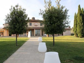 ' .  addslashes(Agriturismo Colleoli) . '