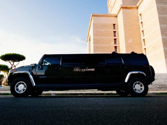 Bcool Luxury Limousine