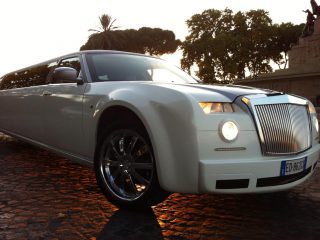 ' . addslashes(Bcool Luxury Limousine) . '