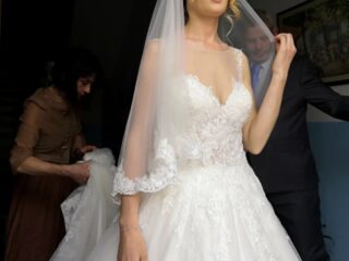 ' .  addslashes(Roberta Make-up) . '