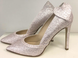 ' .  addslashes(Unique by Lara Riondato) . '