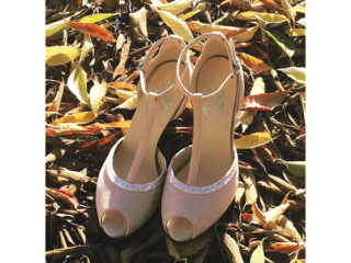 ' .  addslashes(Unique by Lara Riondato) . '