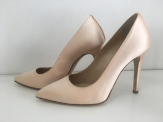 ' .  addslashes(Unique by Lara Riondato) . '