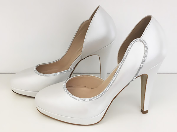 Unique by Lara Riondato