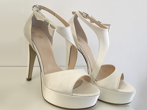 Unique by Lara Riondato