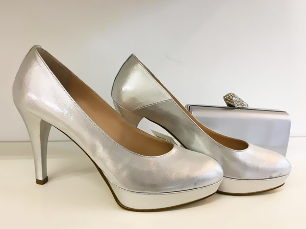 Unique by Lara Riondato