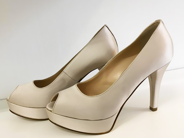 Unique by Lara Riondato