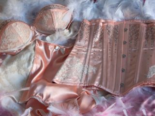 ' .  addslashes(Il Corsetto di Artemis) . '